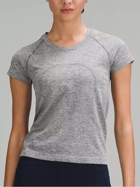 Lululemon Swiftly Tech Short-Sleeve Shirt 2.0 - Race/Waist Length